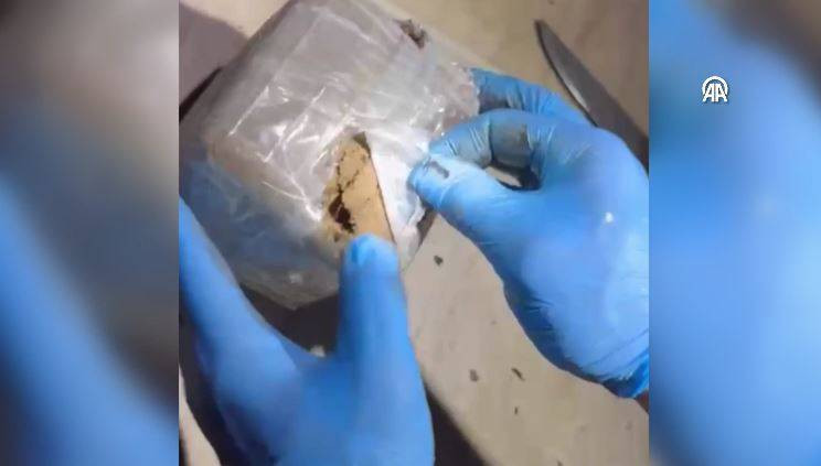 Akünün içine saklamışlar! Tam 11 kilo - Resim: 3